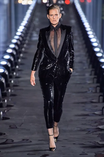 Look 51